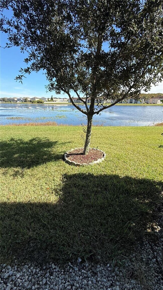 Building Photo - 15619 Willow Arbor Cir