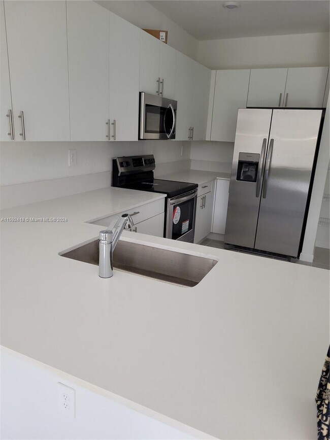 Building Photo - 28672 SW 134th Ct