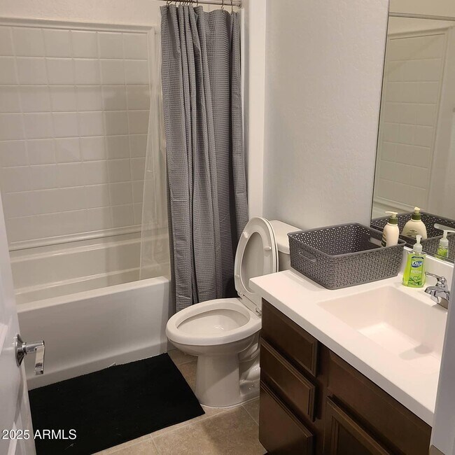 Building Photo - 12354 W Gardenia Ct