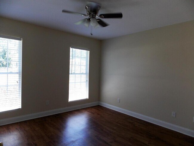 Building Photo - 357 Langston Chapel Rd