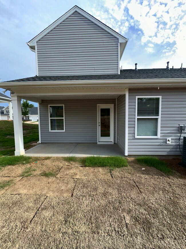 Building Photo - 213 Boneset Dr