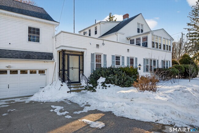 Building Photo - 195 Laurel Pl