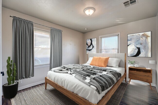 Building Photo - 3 Bed 1.5 Bath in Del City!
