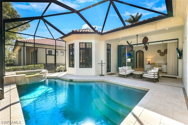 Building Photo - 2904 Tiburon Blvd E