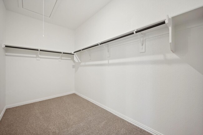 Building Photo - 2209 Dunbar Dr