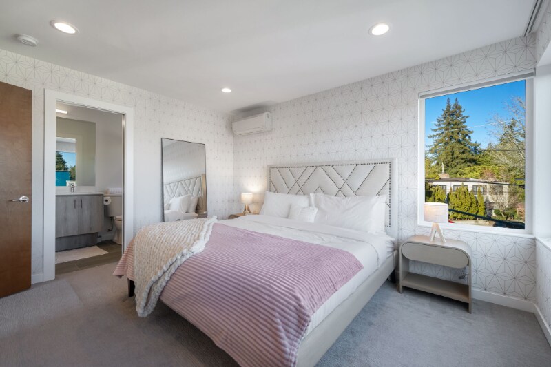 Building Photo - 8380 Loyal Way NW