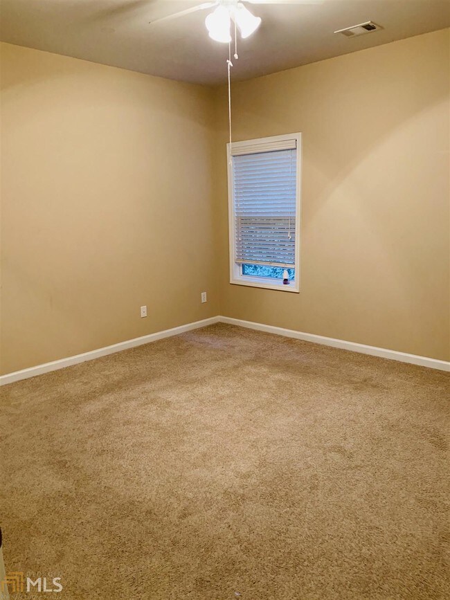 Building Photo - 5868 Norfolk Chase Dr