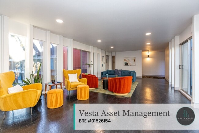 Building Photo - 225 Clifton St