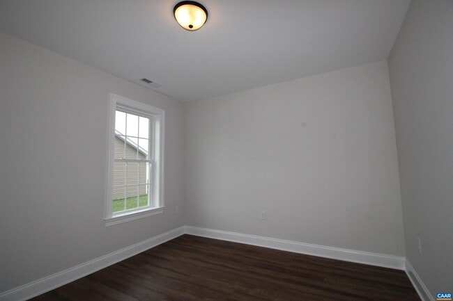 Building Photo - 169 Langley Dr