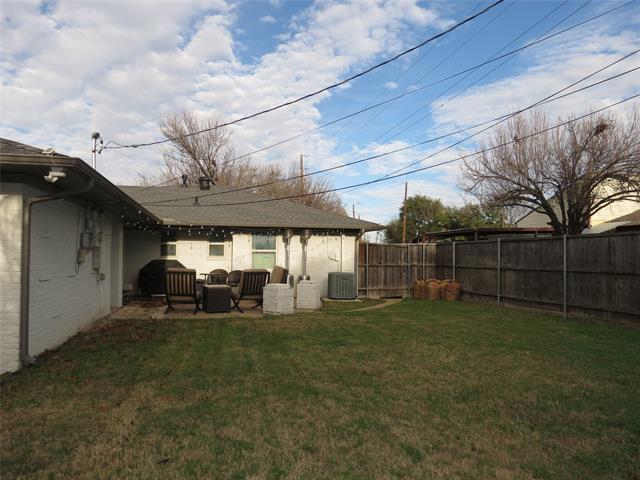 Building Photo - 11425 Lochwood Blvd