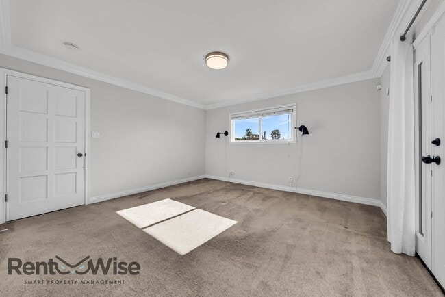 Building Photo - 1951 Heath Dr