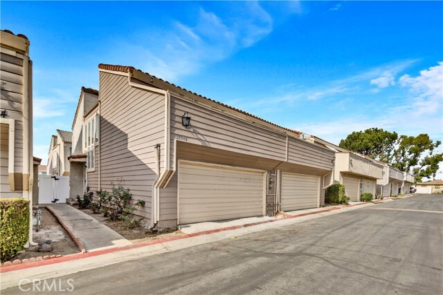 Building Photo - 12948 Saddleback Pl