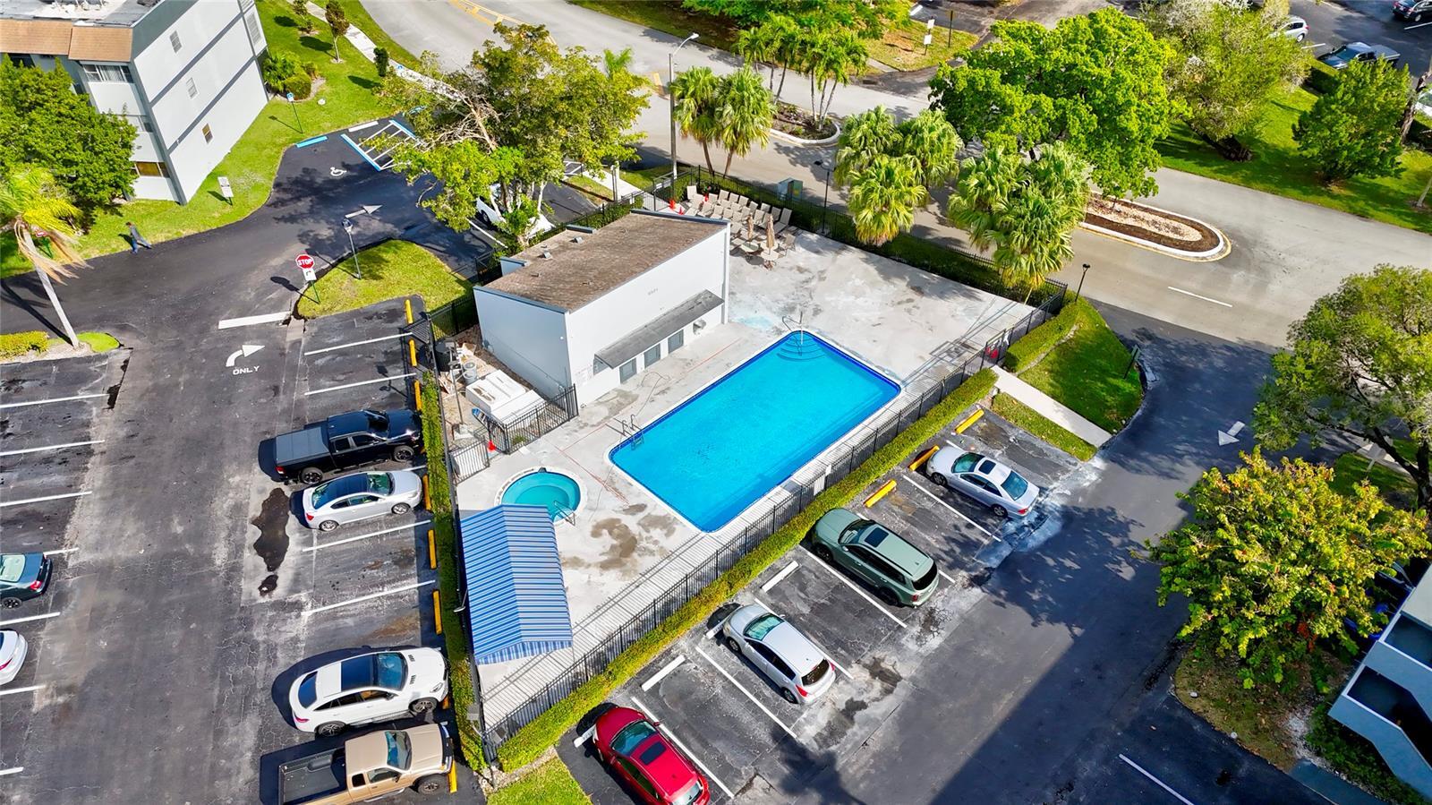 Building Photo - 8311 Sands Point Blvd
