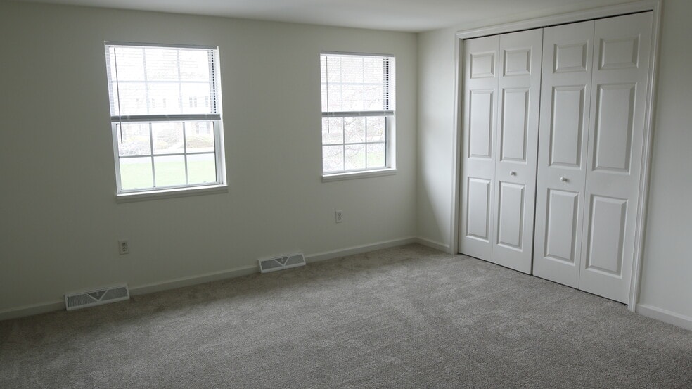 Building Photo - 18 Ramsgate Ln