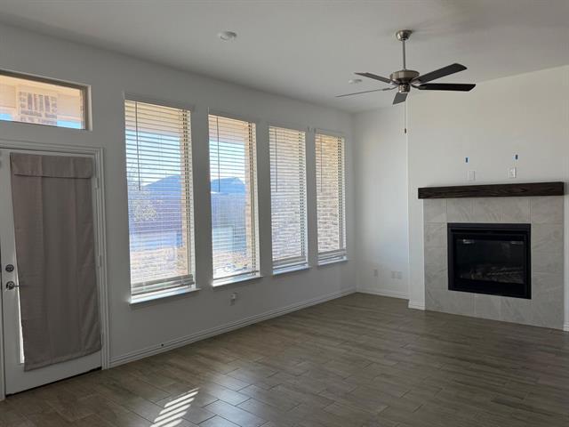 Building Photo - 2521 Birchcrest Dr