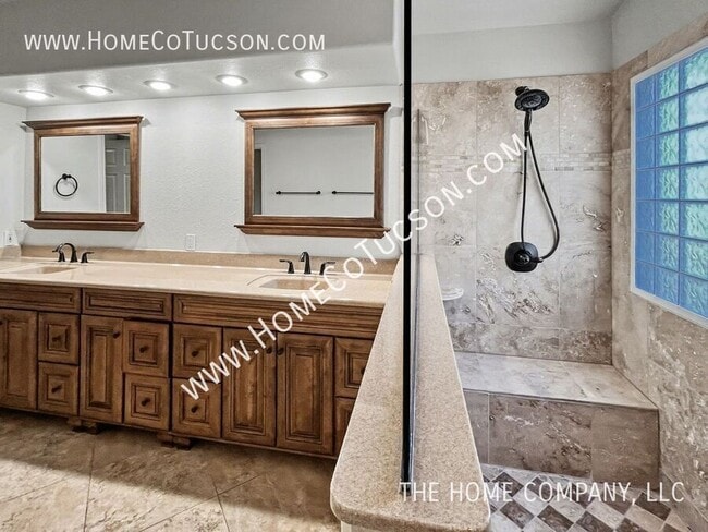 Building Photo - 5168 N Windriver Pl