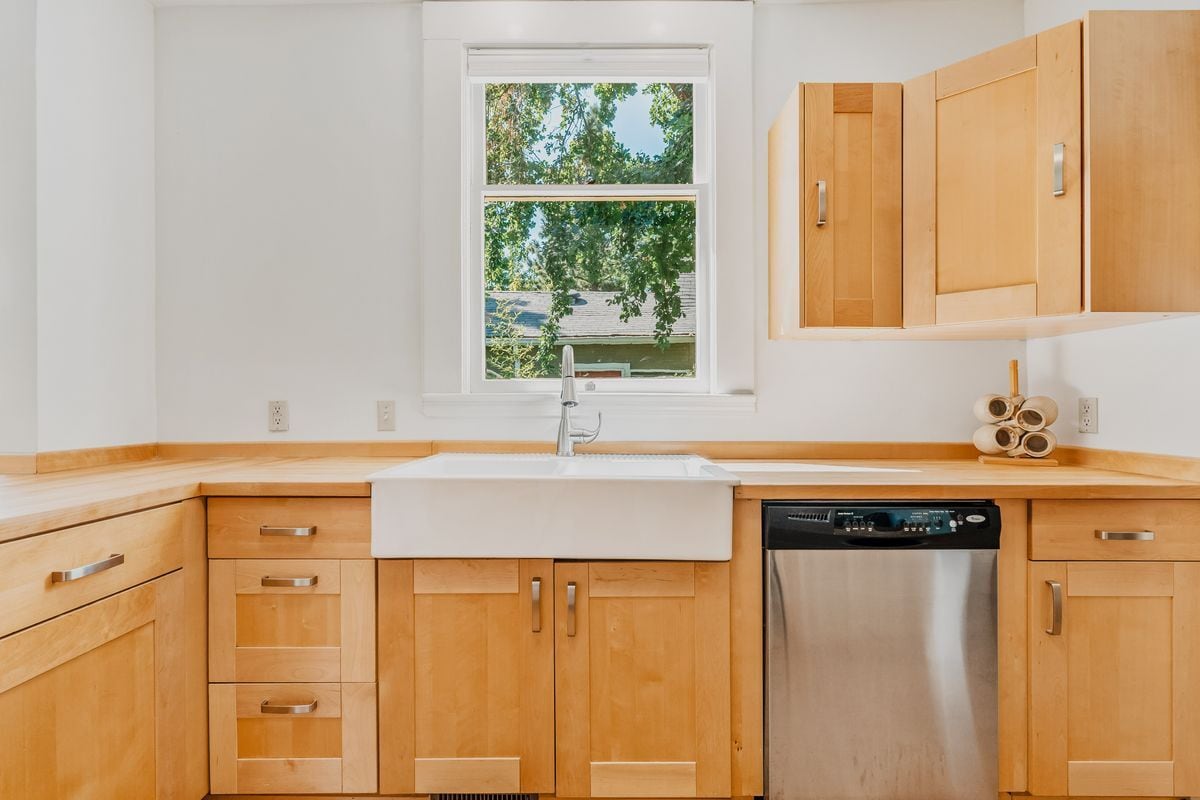 Building Photo - 1610 N 10th St