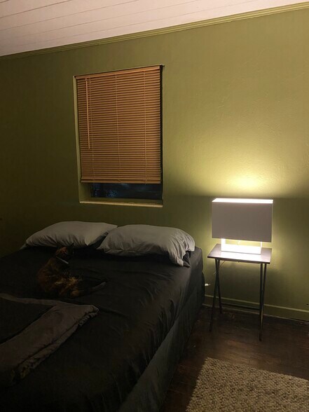Bedroom with large double door closet - 604 S 15th St