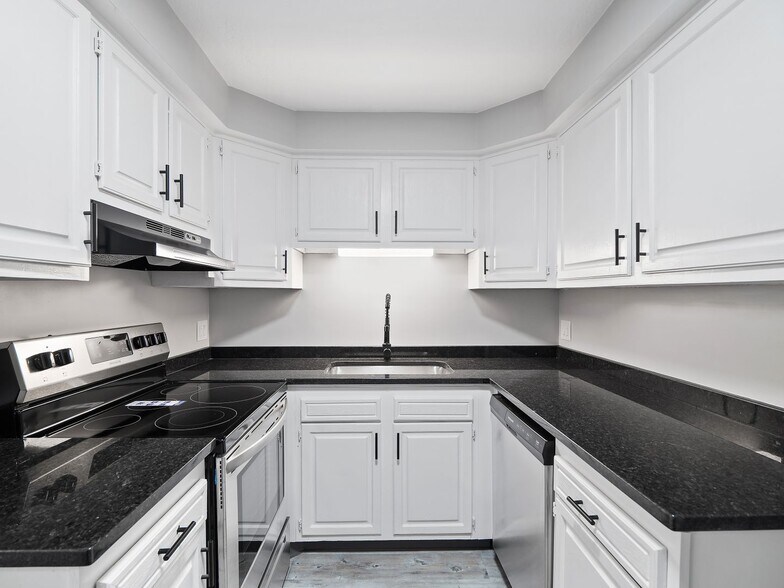 Interior Photo - Sycamore Square Apts.