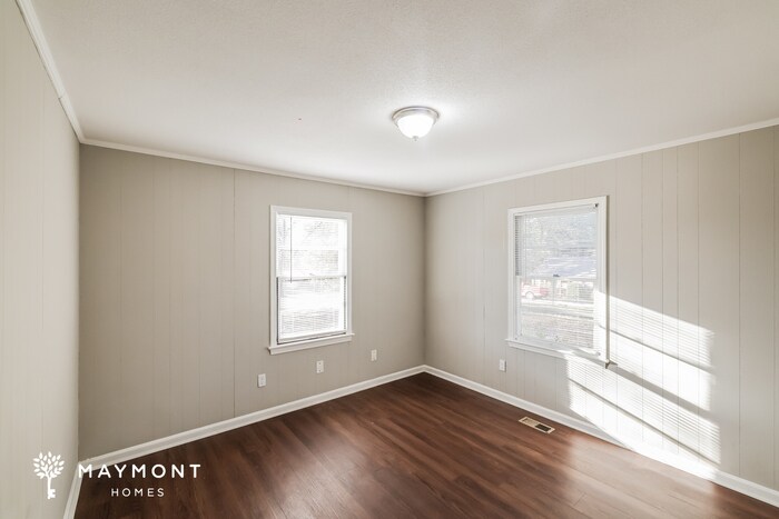 Building Photo - 5207 Pinedale Dr