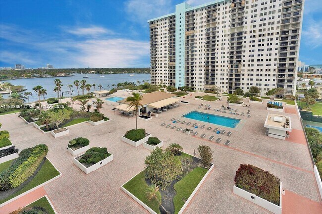 Building Photo - 1201 S Ocean Dr