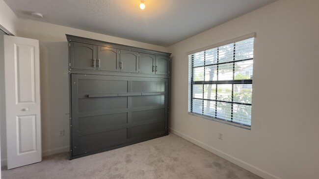 Building Photo - 4230 Napoli Lake Dr