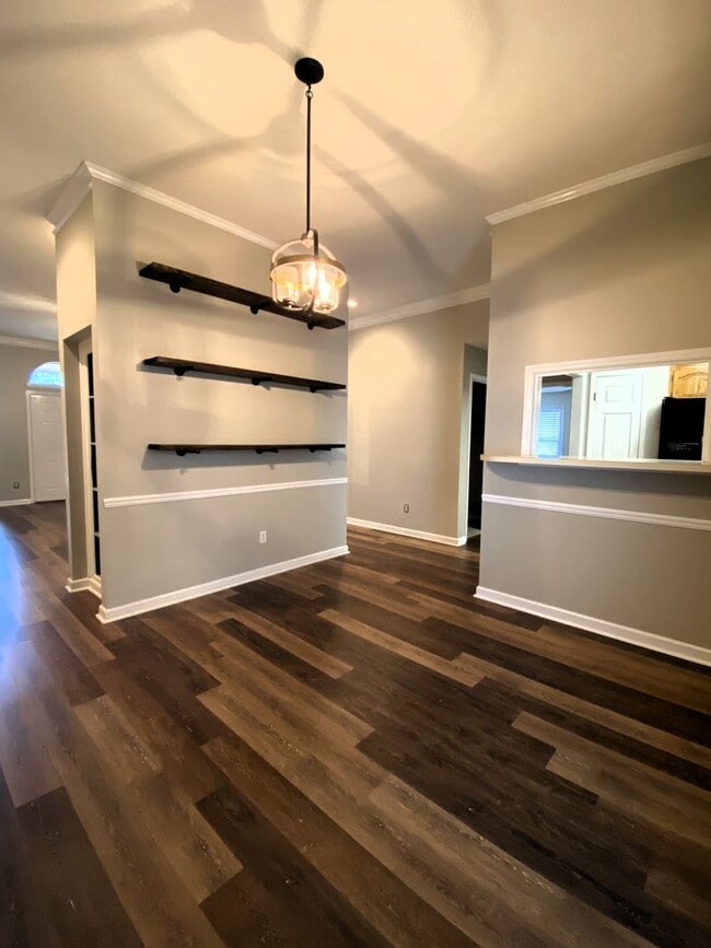 Building Photo - Coming Soon!