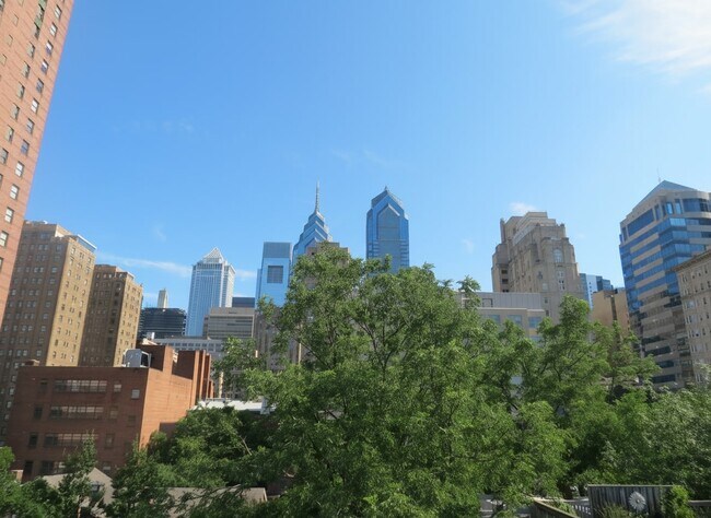 Building Photo - 1619 Spruce St