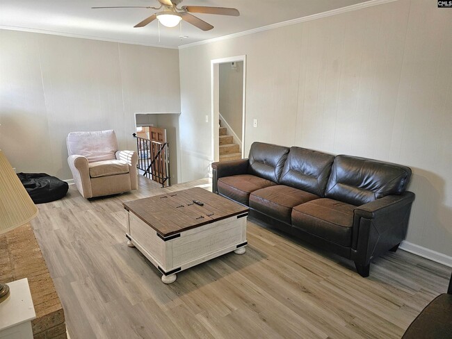 Building Photo - 251 Micala Dr