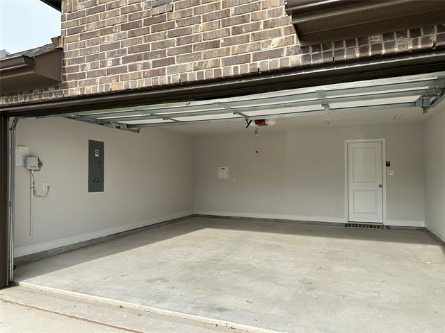 Building Photo - 3504 Lillian Ct