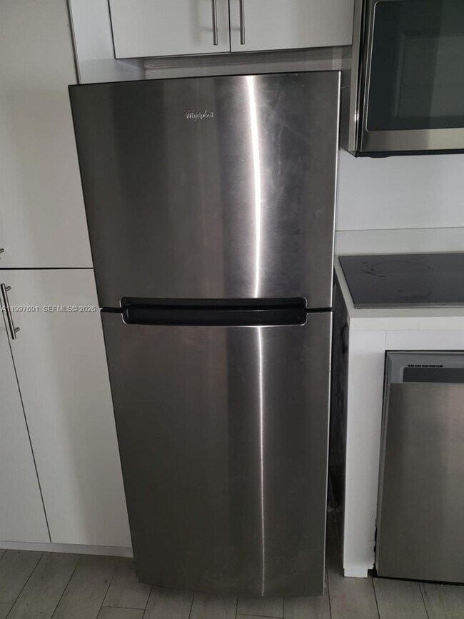 Building Photo - 1601 Meridian Ave