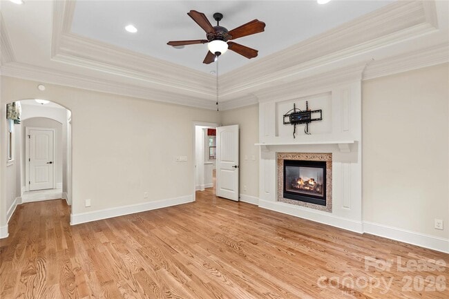Building Photo - 8994 Azalea Rd