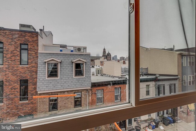 Building Photo - 2022 Kimball St