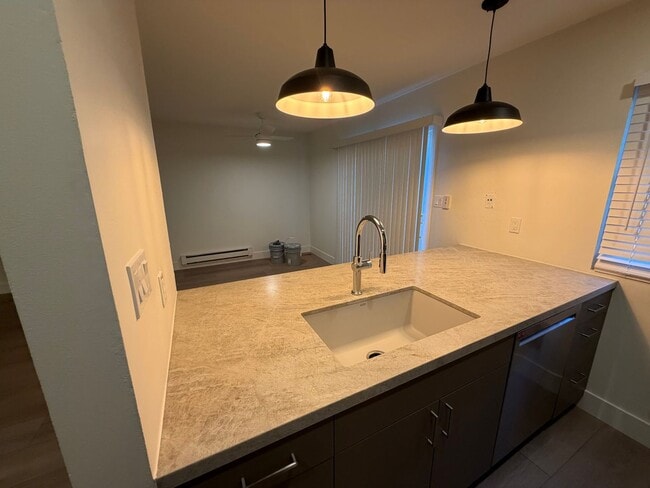 Building Photo - 435 Pine Meadows Dr