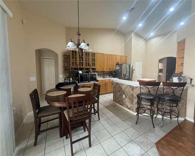 Building Photo - 10154 Whisper Pointe Dr