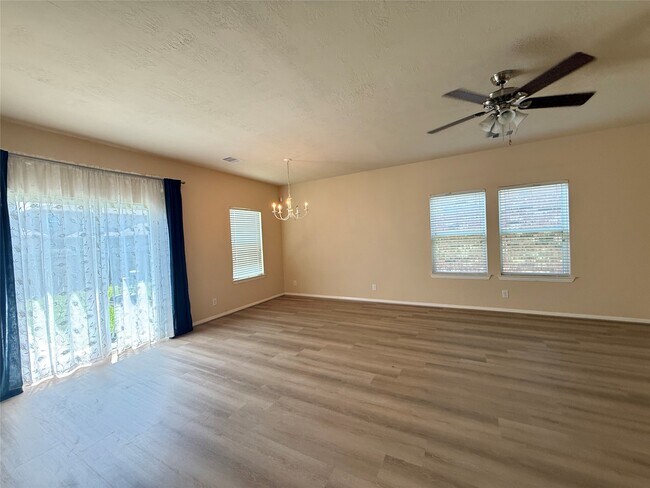 Building Photo - 8206 Malago Point Dr
