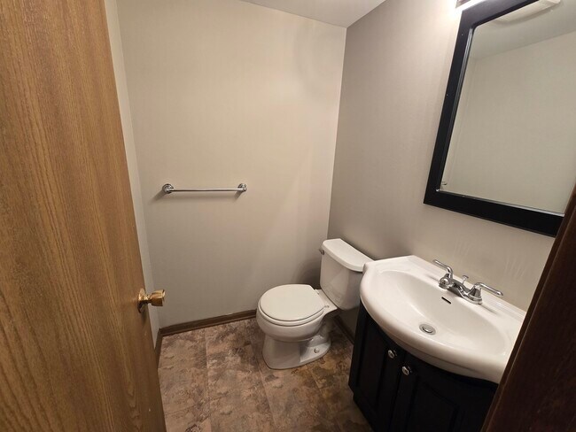 Building Photo - 2326 Dawson Ln