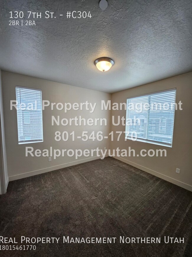Building Photo - 130 7th St