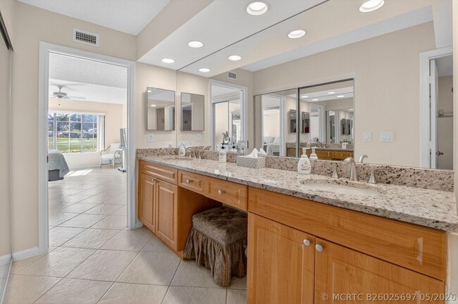 Building Photo - 15694 Loch Maree Ln