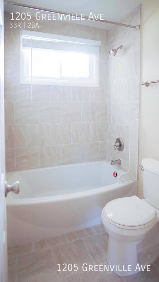 Building Photo - 1205 Greenville Ave