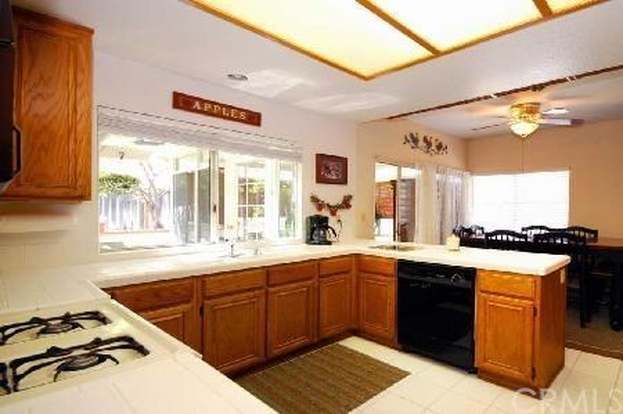 Building Photo - 30097 Shoreline Dr