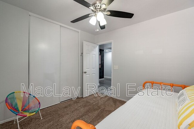 Building Photo - 564 W Orchard Way