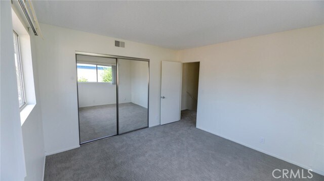 Building Photo - 218 Avenida Rosa