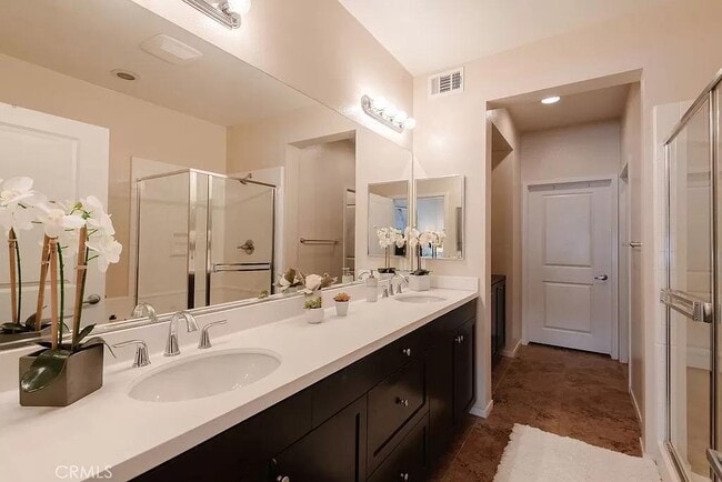 Building Photo - 13032 Union Ave