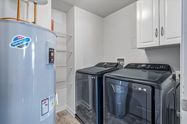 Building Photo - 304A Mill Pond Rd