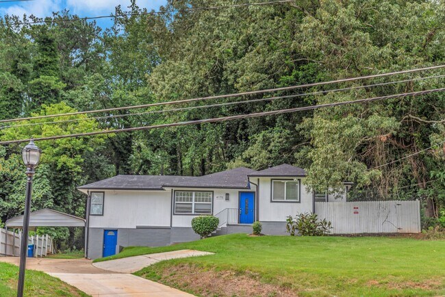 Building Photo - WELCOME HOME!