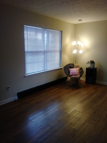 Building Photo - 1589 Martha Ct