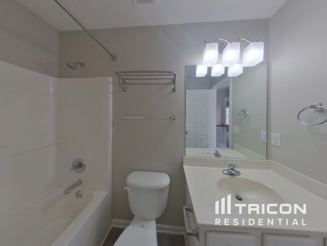 Building Photo - 324 Archway Ct