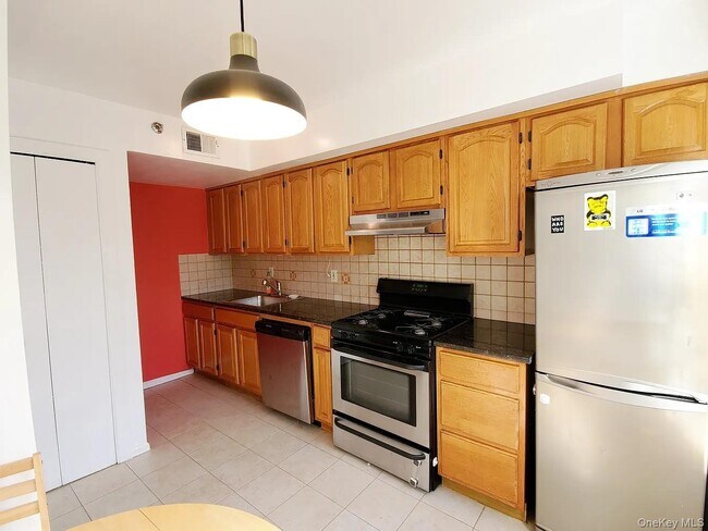 Building Photo - 115 Vanderbilt Ave