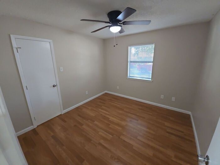 Building Photo - 309 Denton Ct